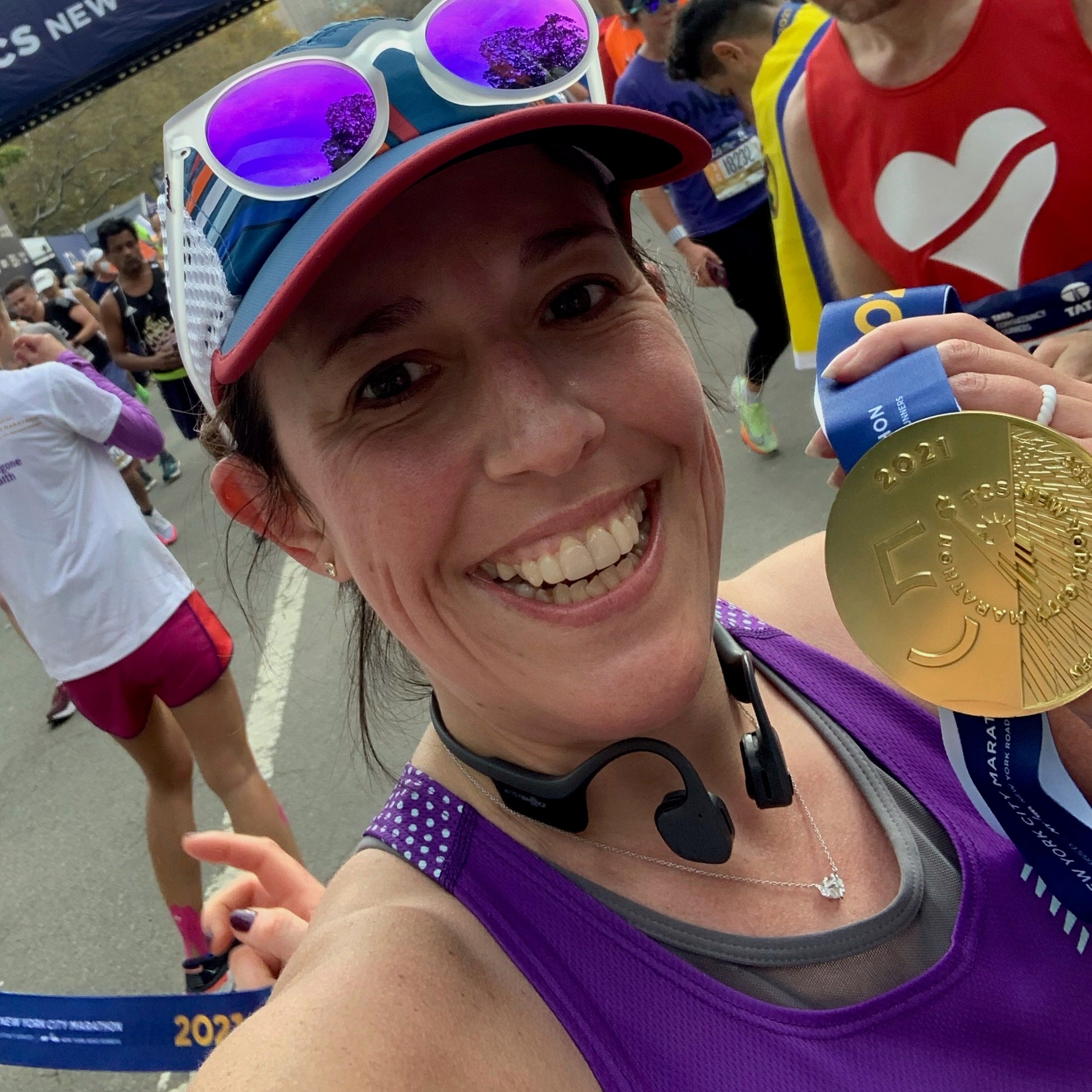 RADJournals: Kelly Blavatt’s first marathon was alone looping in her neighborhood during COVID. Her second was the NYC Marathon. Two opposite experiences recapped.