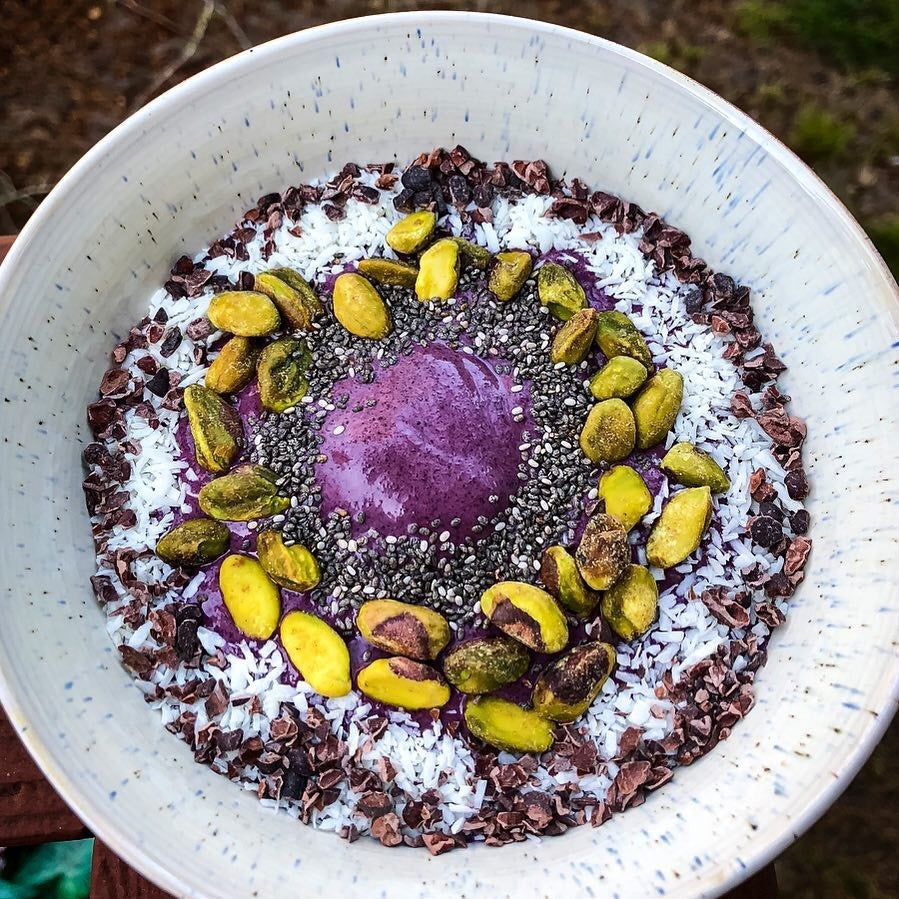 Fueled Friday: Blueberry Avocado Smoothie Bowl