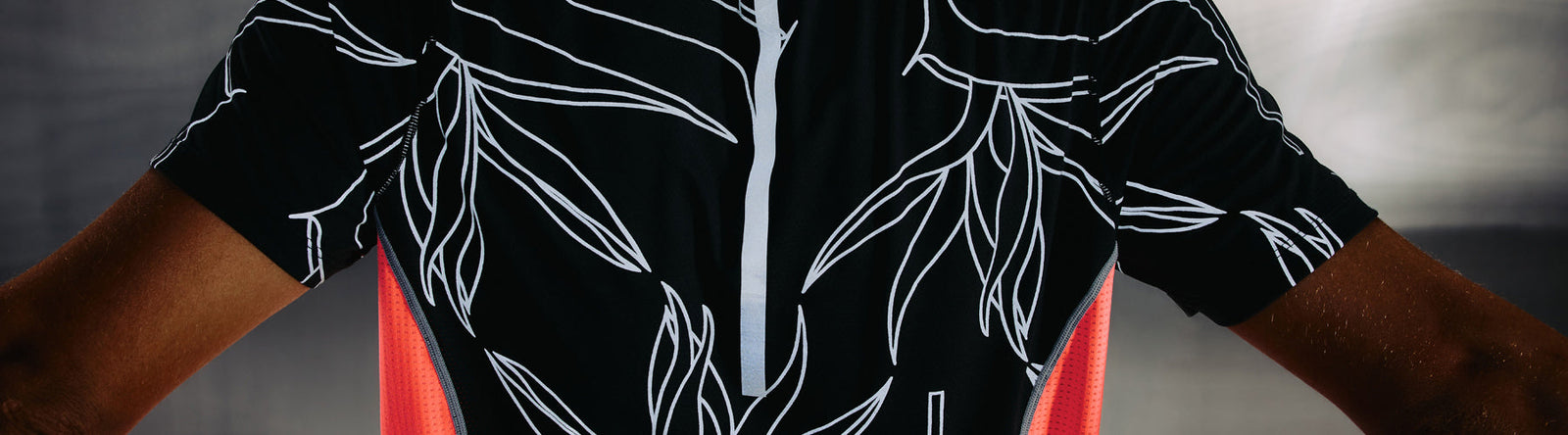 Low Light Tempo Tops