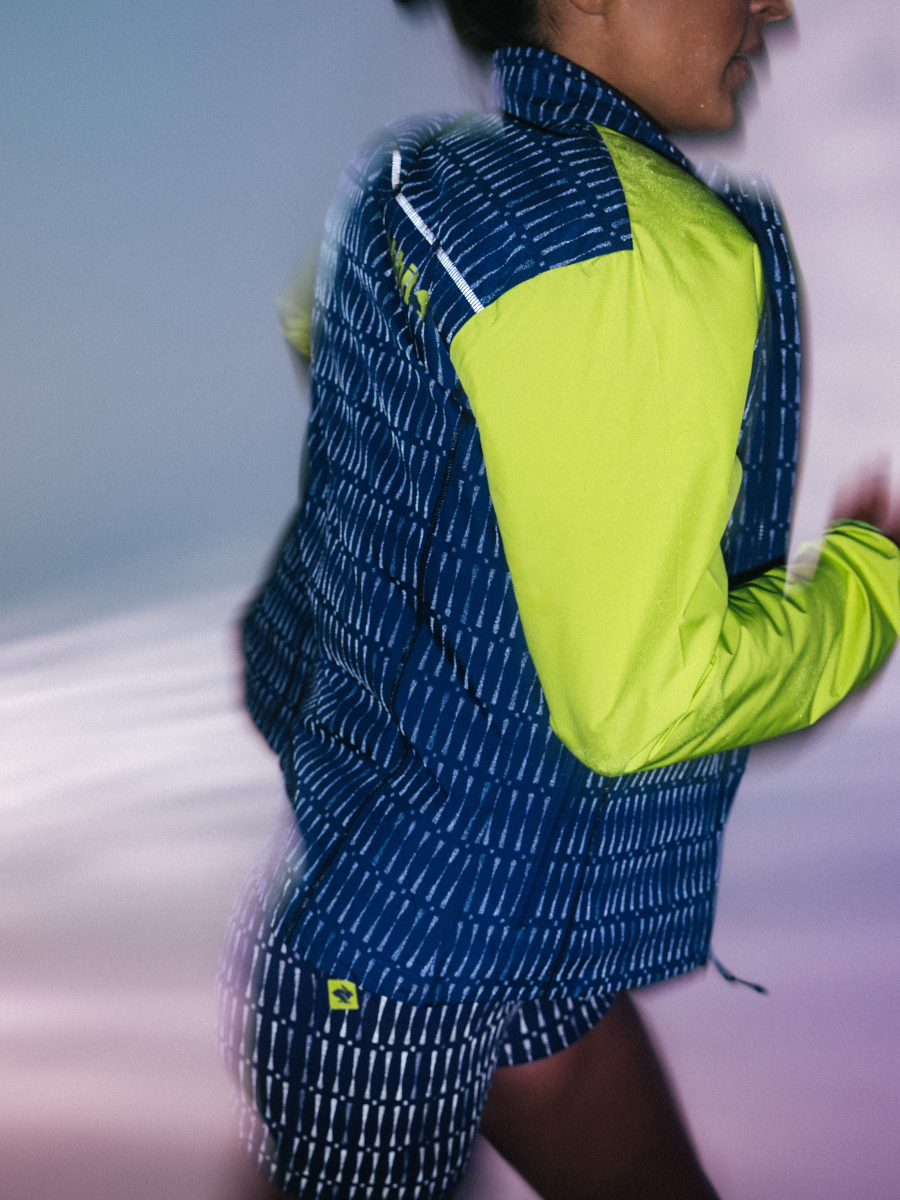 Low Light Momentum Jacket