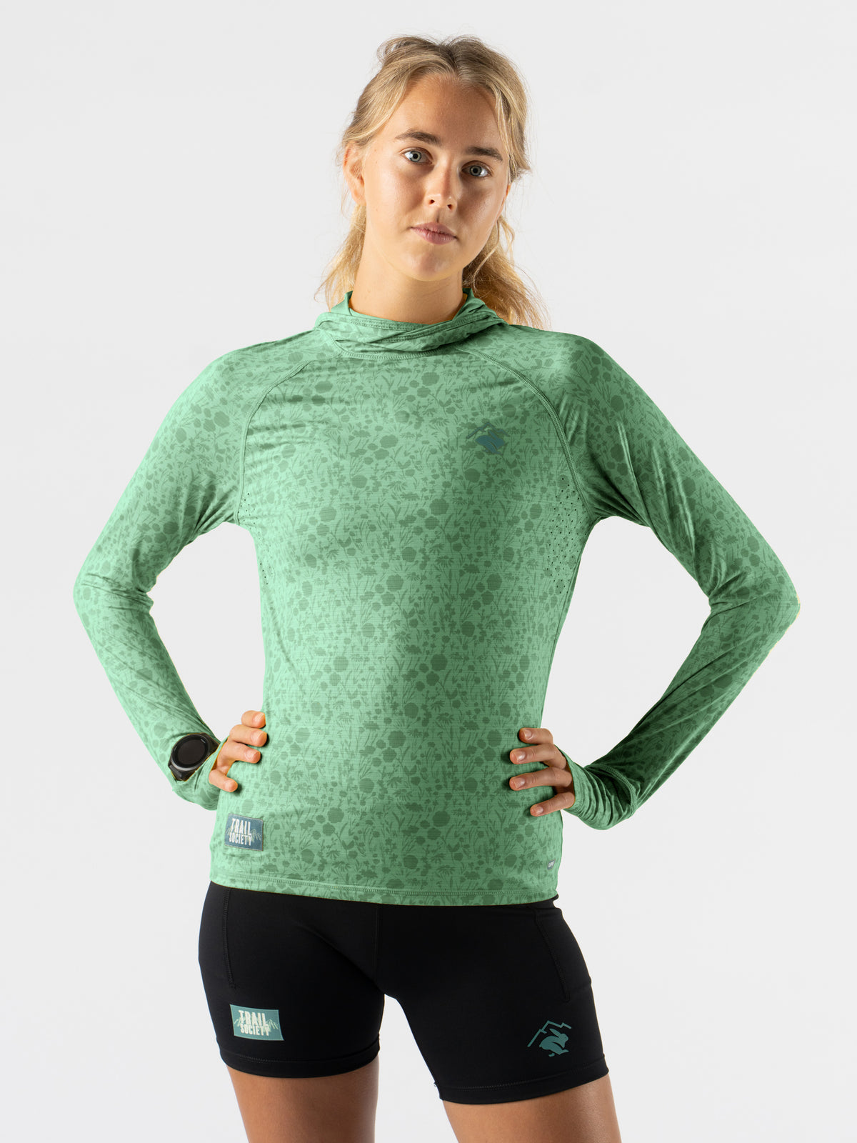 #Color_Lichen-Wildflower