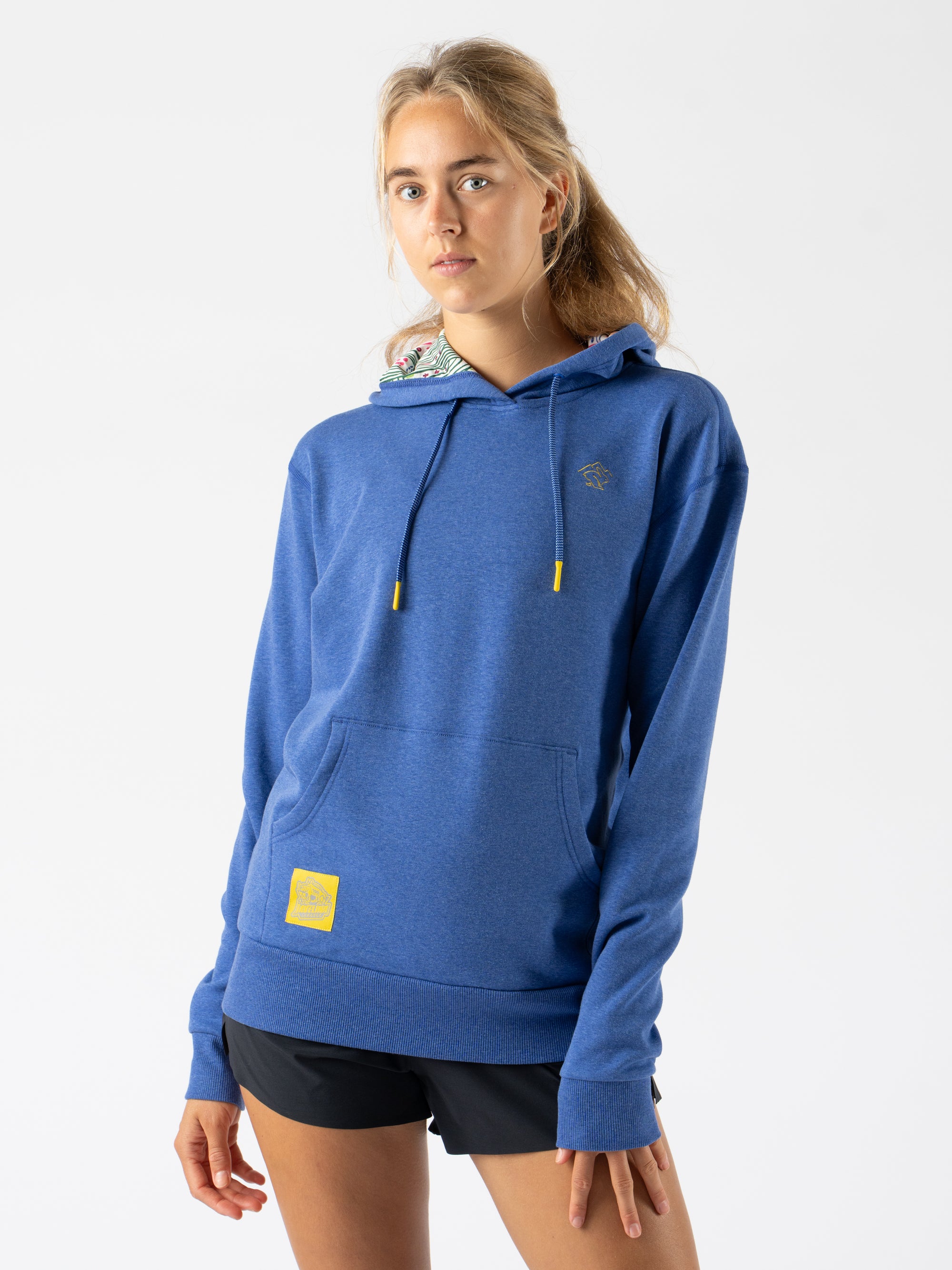 #Color_Dazzling-Blue