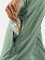 #Color_Iceberg-Green