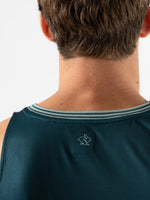 #Color_Dark-Sea-Track