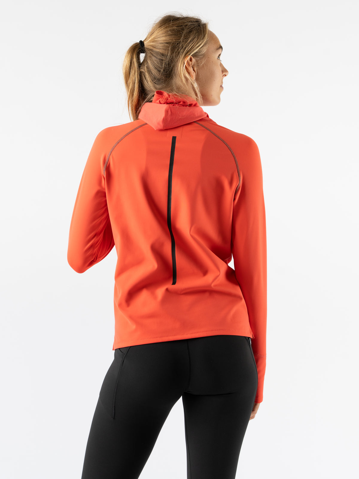 #Color_Hot-Coral