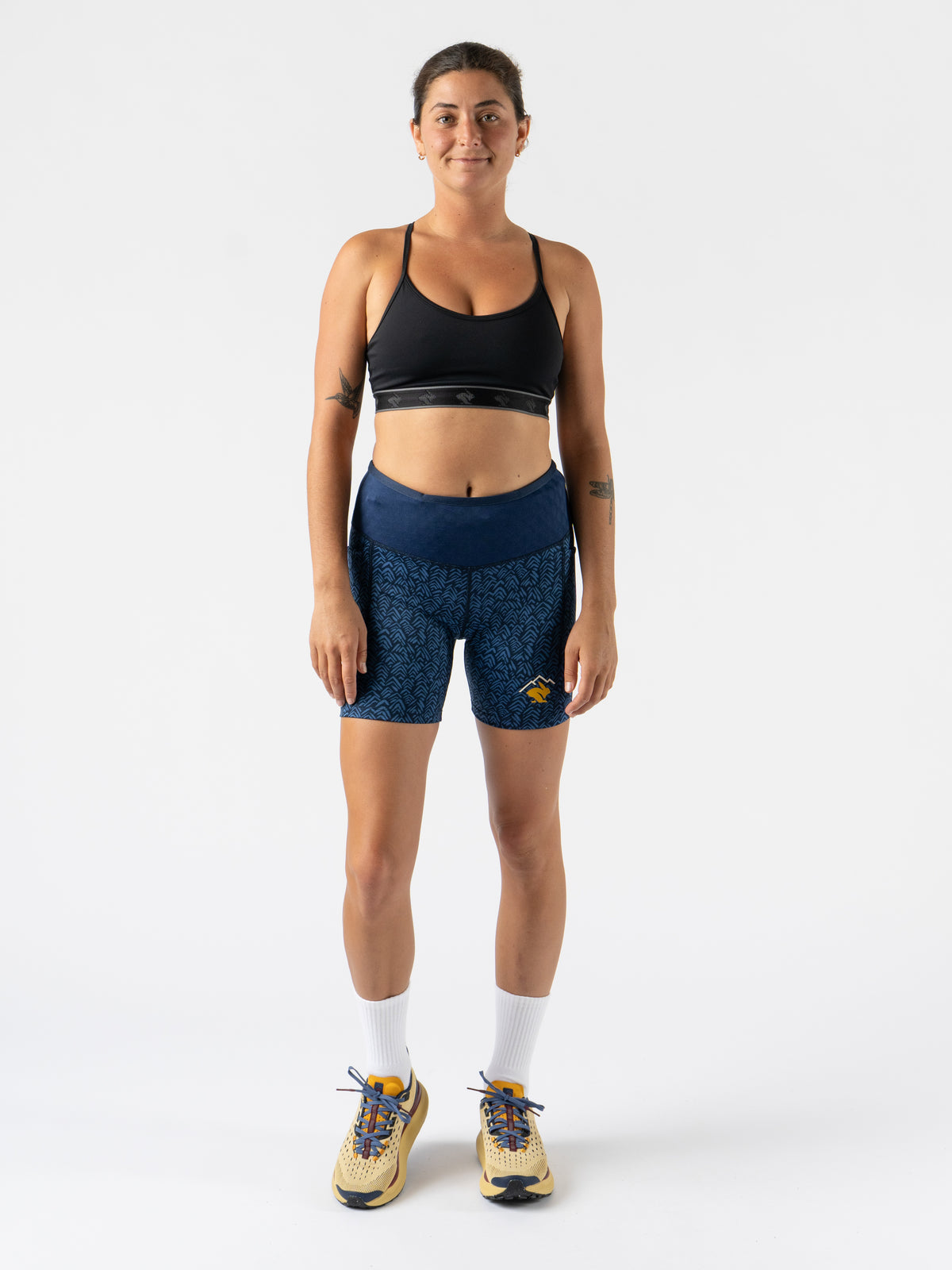 #Color_Dark-Blue-Mountain