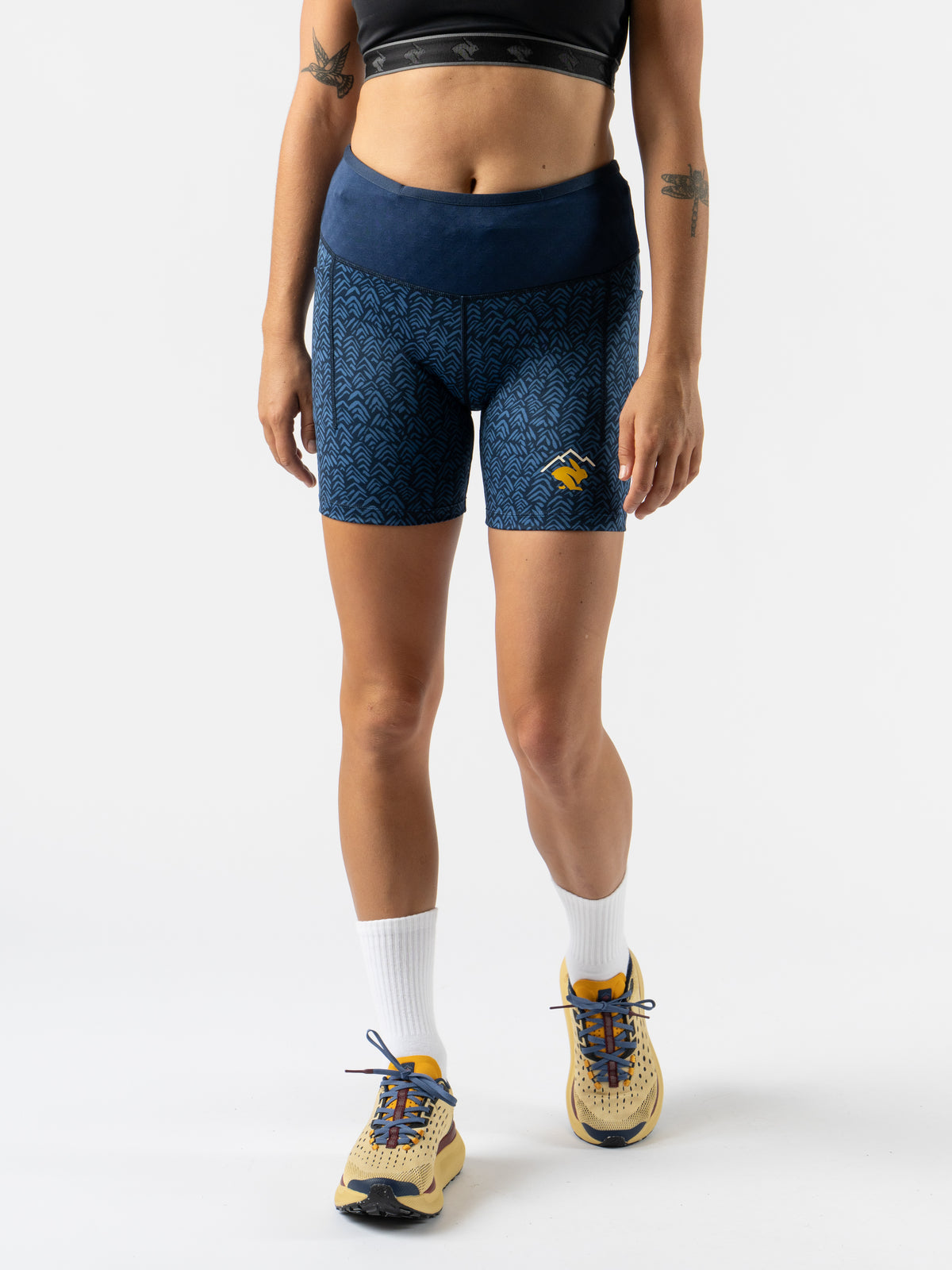 #Color_Dark-Blue-Mountain