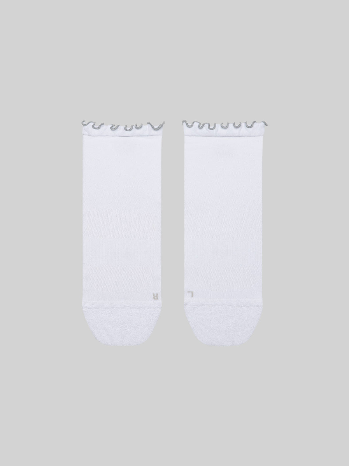 Ruffle Quarter Socks | Light Cushion, image 5 of 8