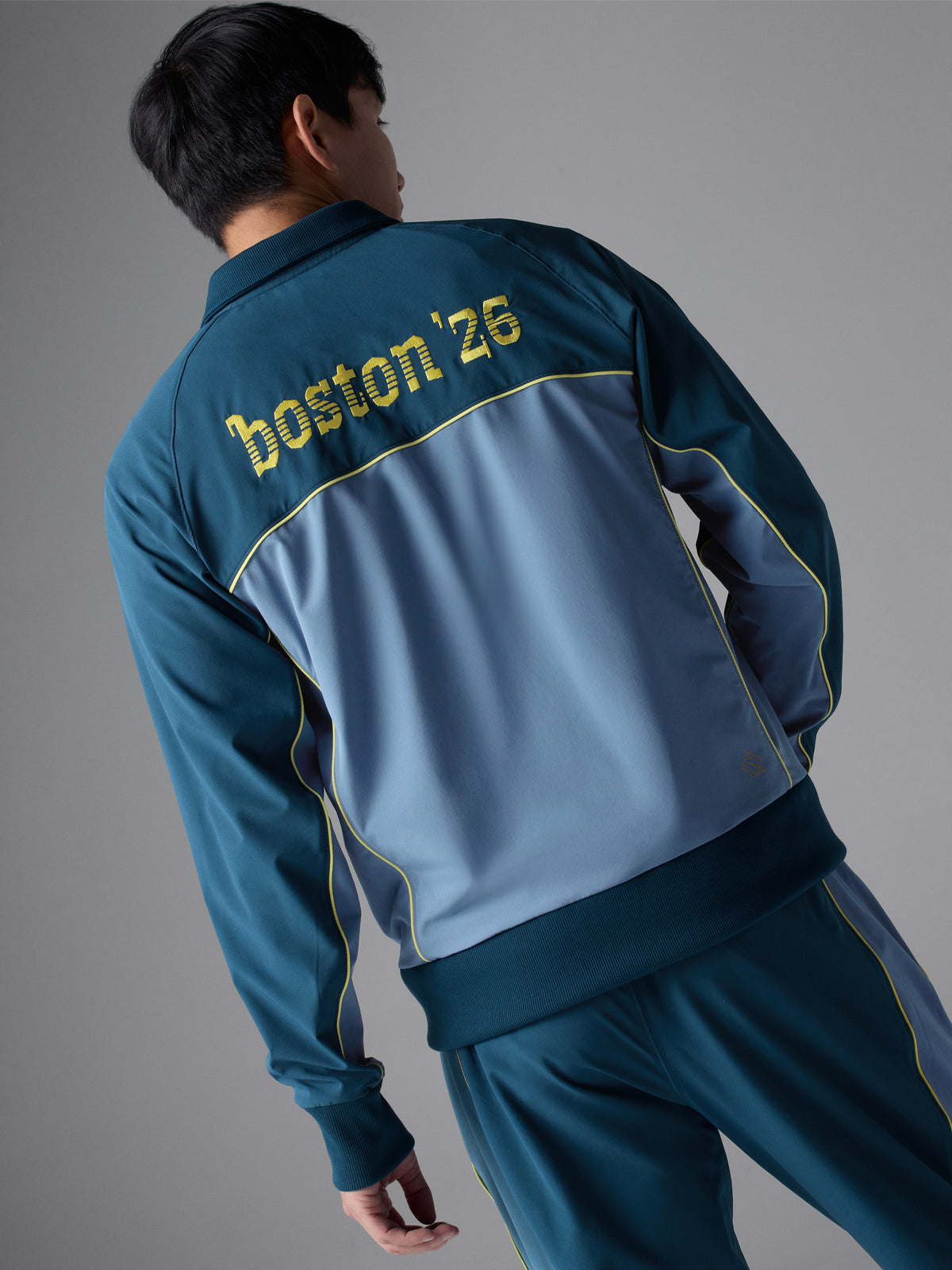 #Color_Insignia-Blue