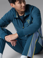 #Color_Insignia-Blue