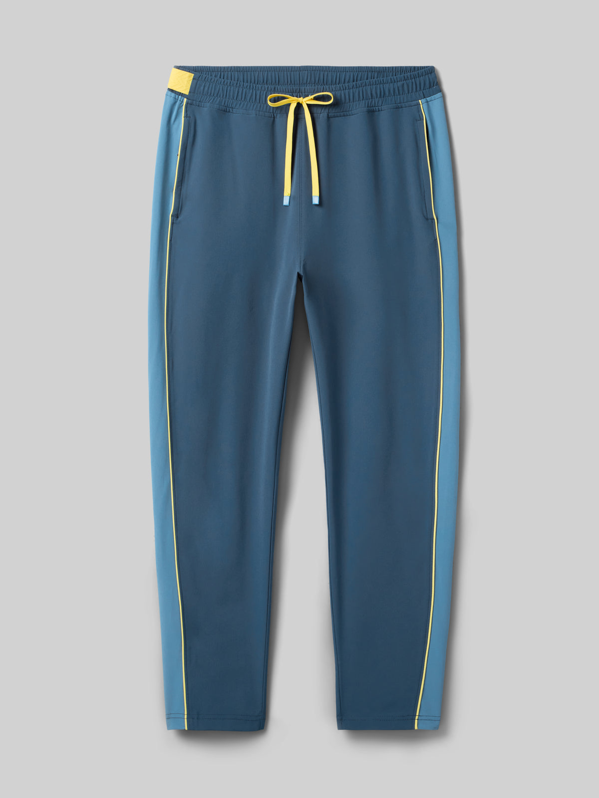 #Color_Insignia-Blue