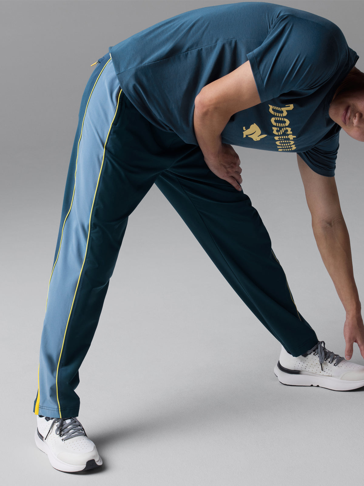 #Color_Insignia-Blue