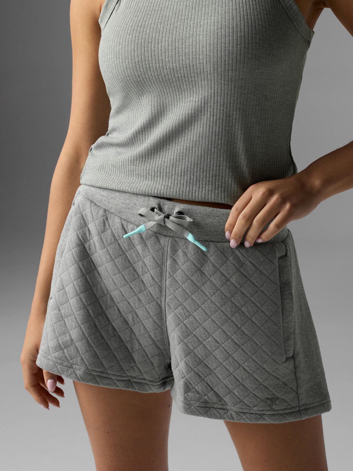 #Color_Neutral-Gray