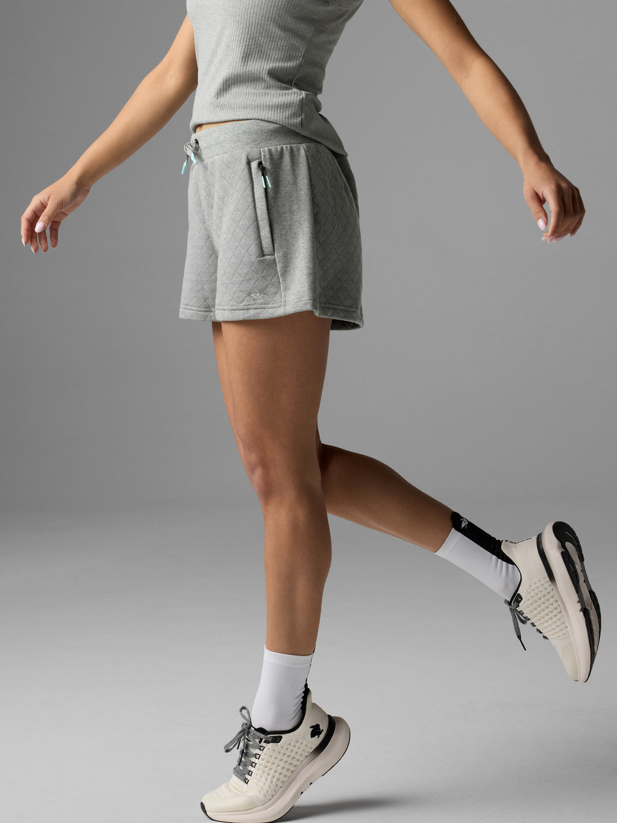 #Color_Neutral-Gray