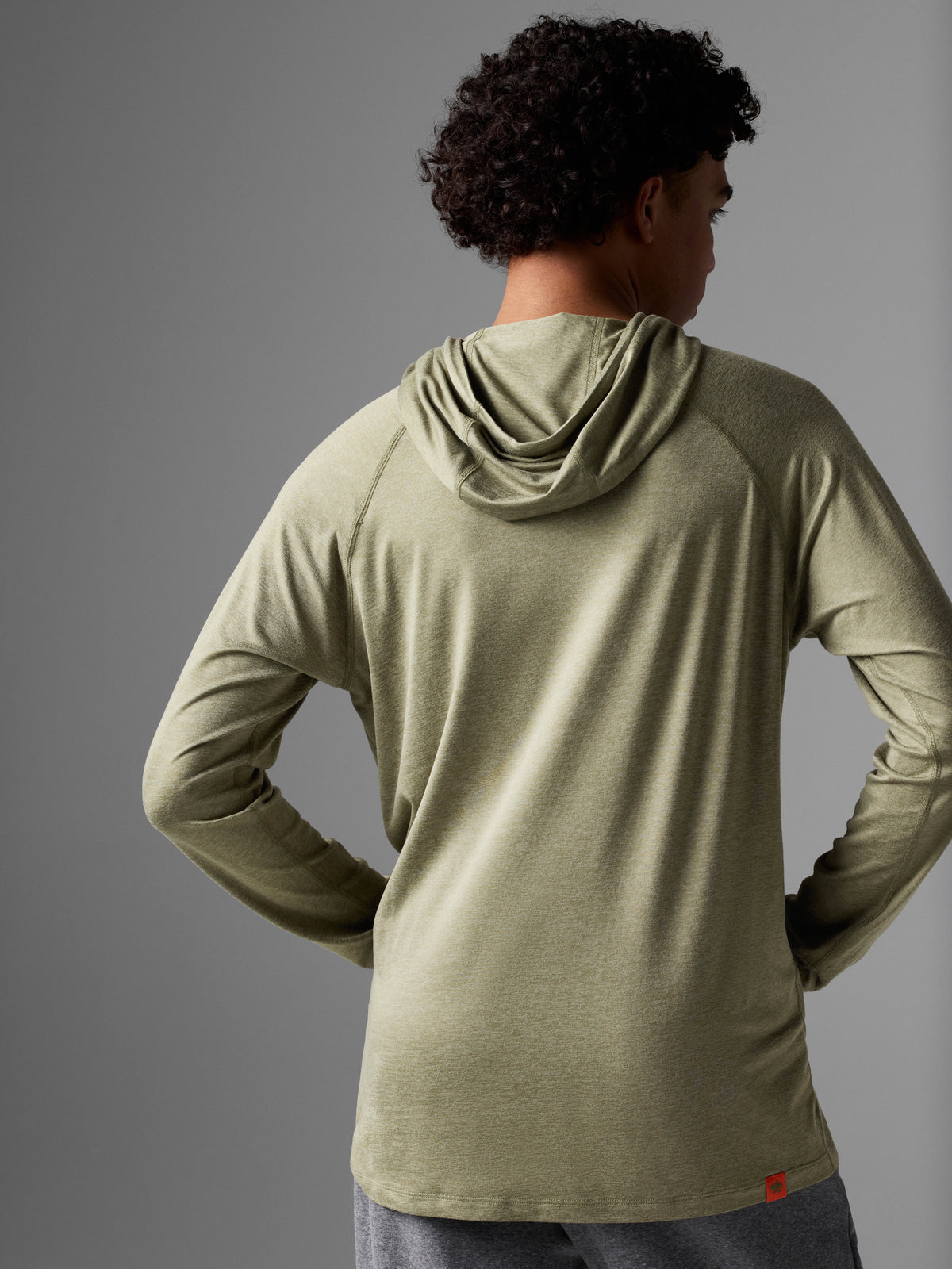 #Color_Pale-Brown