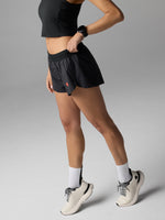 #Color_Black-Gray-Dot