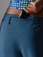 #Color_Insignia-Blue