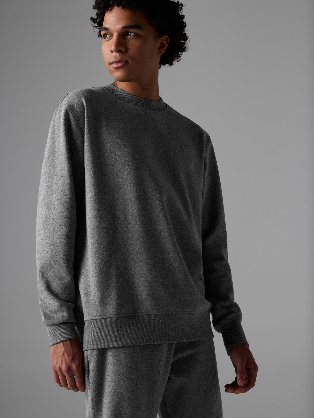 #Color_Gray-Heather