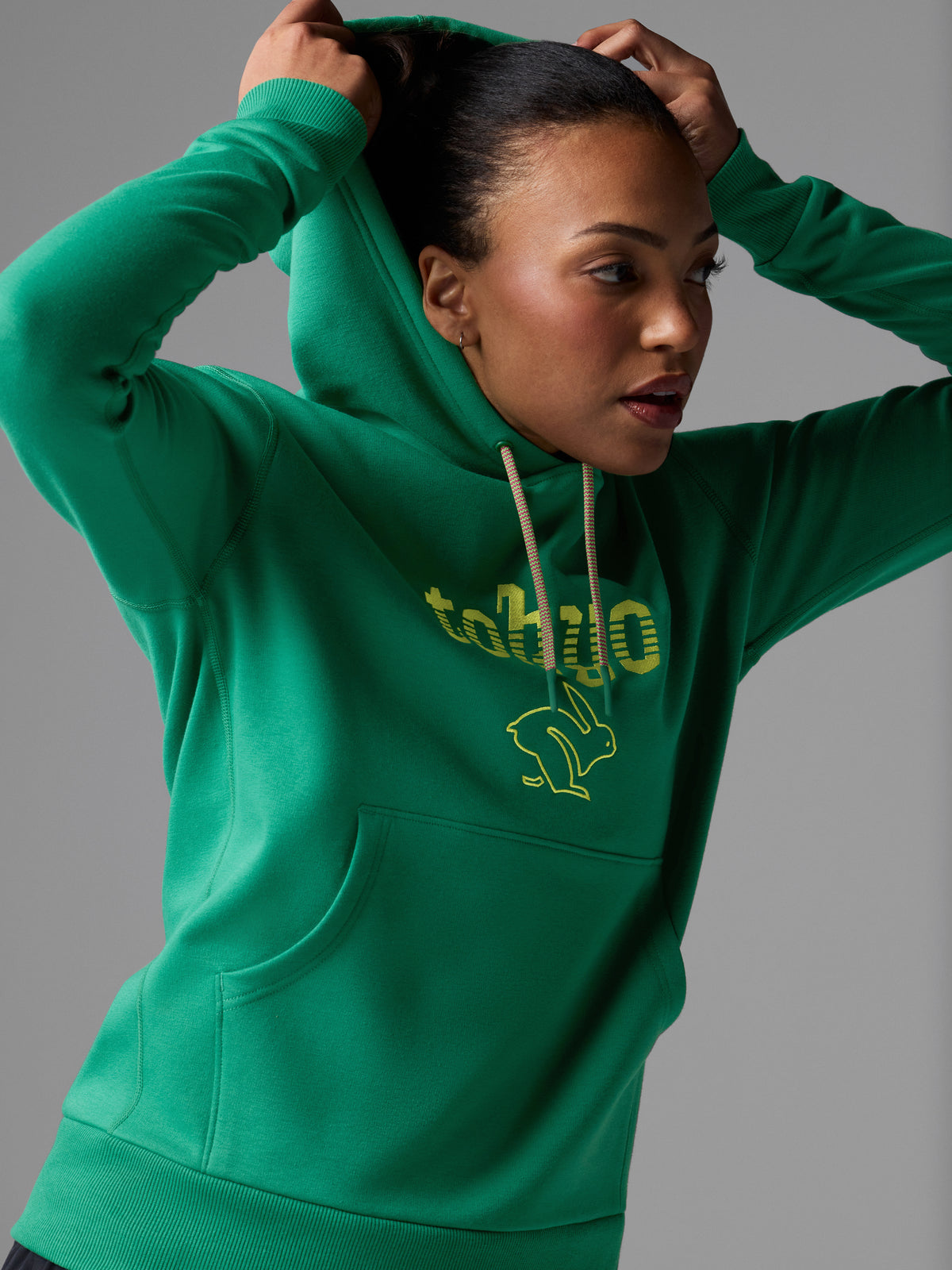 #Color_Verdant-Green