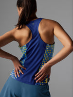 #Color_Bellwether-Blue