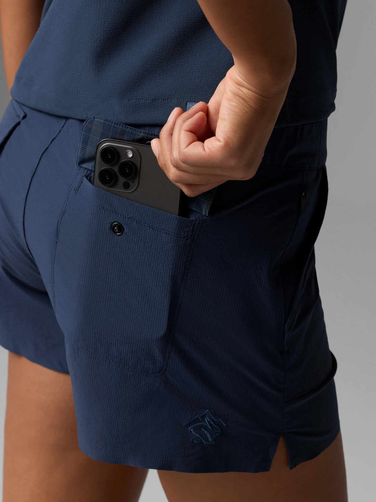 #Color_Midnight-Blue