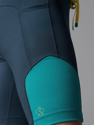 #Color_Blue-Kayak