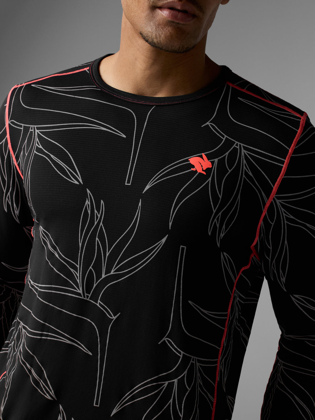 #Color-Black-Reflective