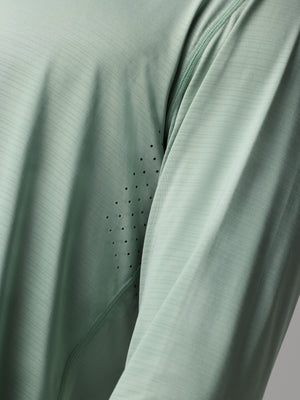 #Color_Iceberg-Green