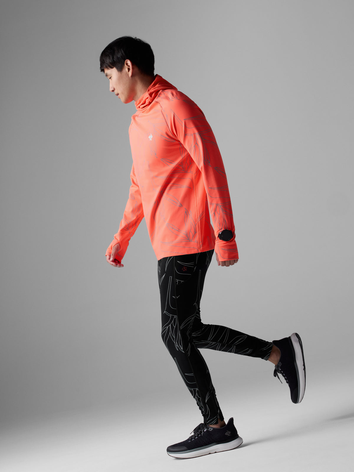 #Color_Coral-Reflective
