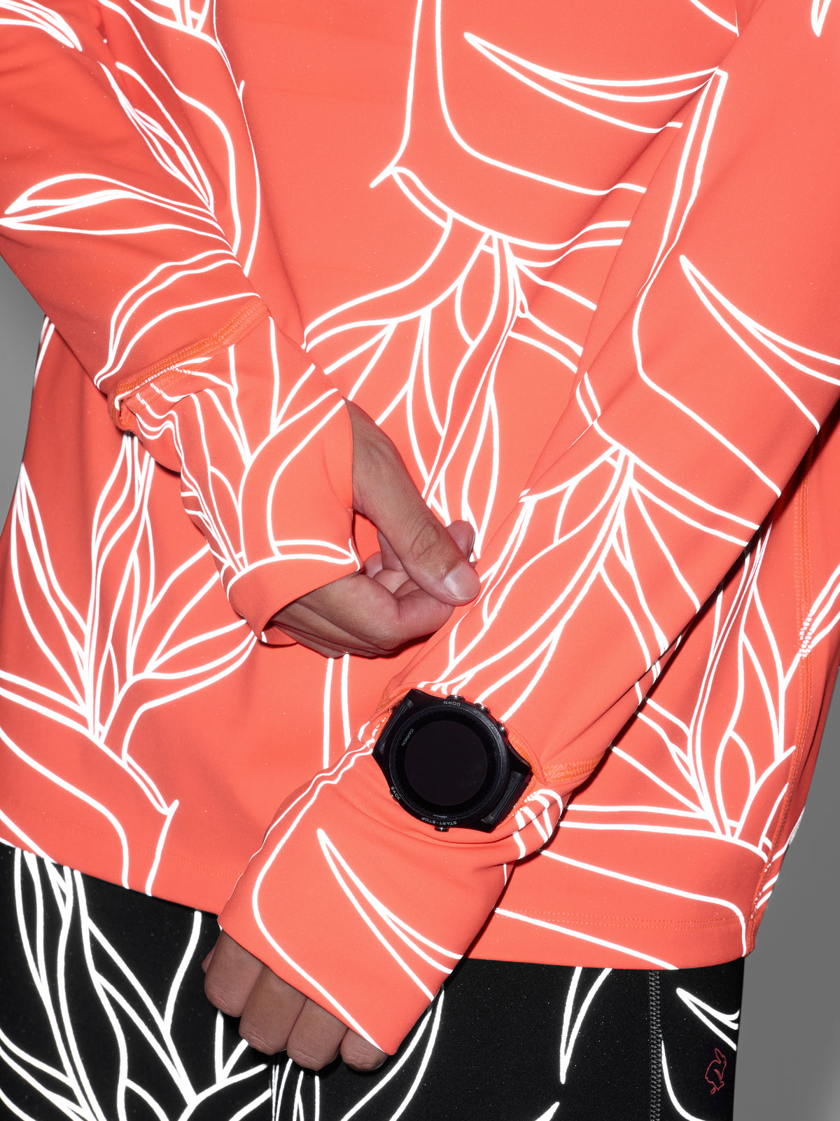 #Color_Coral-Reflective