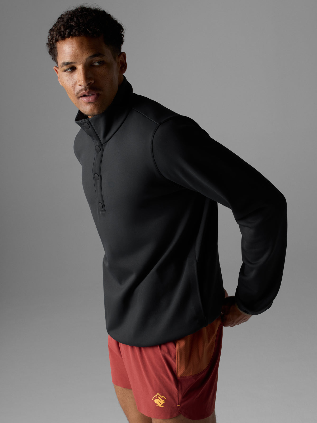 #Color_Black-Portabella