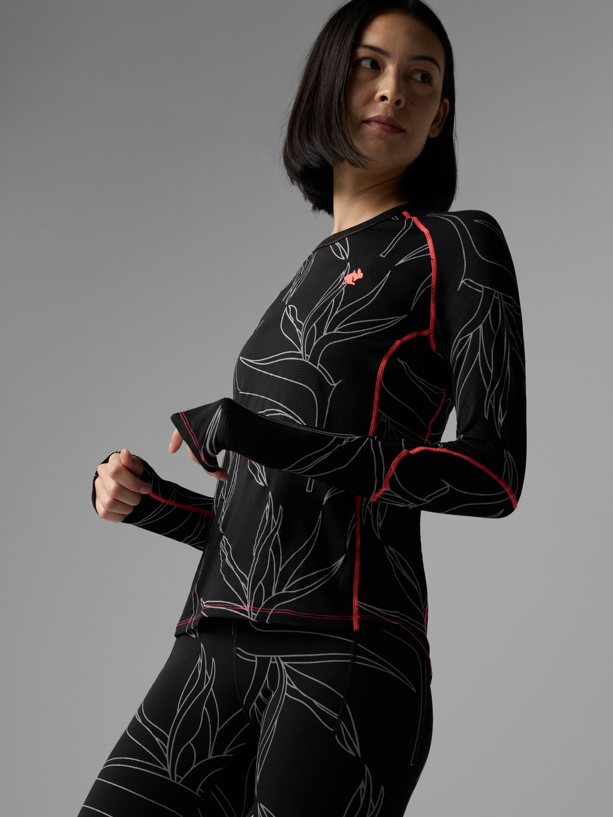 #Color_Black-Reflective
