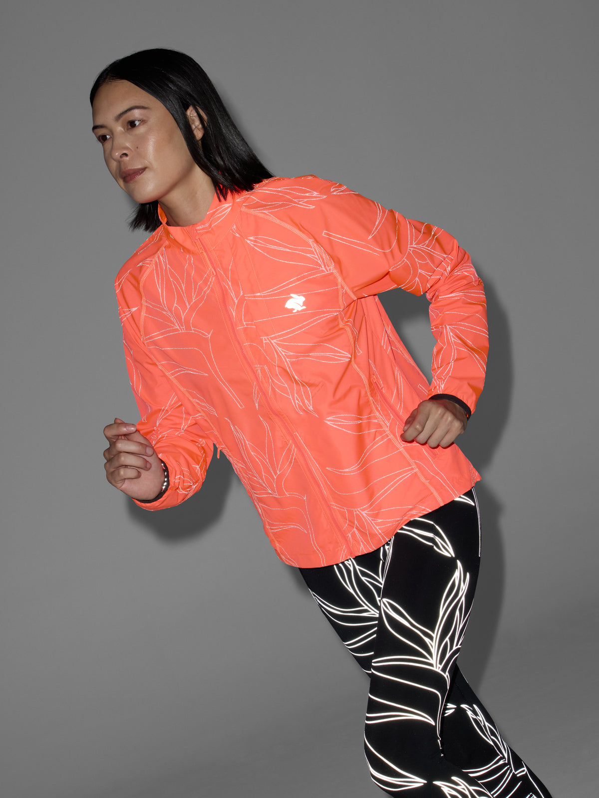#Color_Coral-Reflective