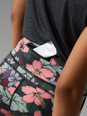 #Color_Hibiscus-Floral
