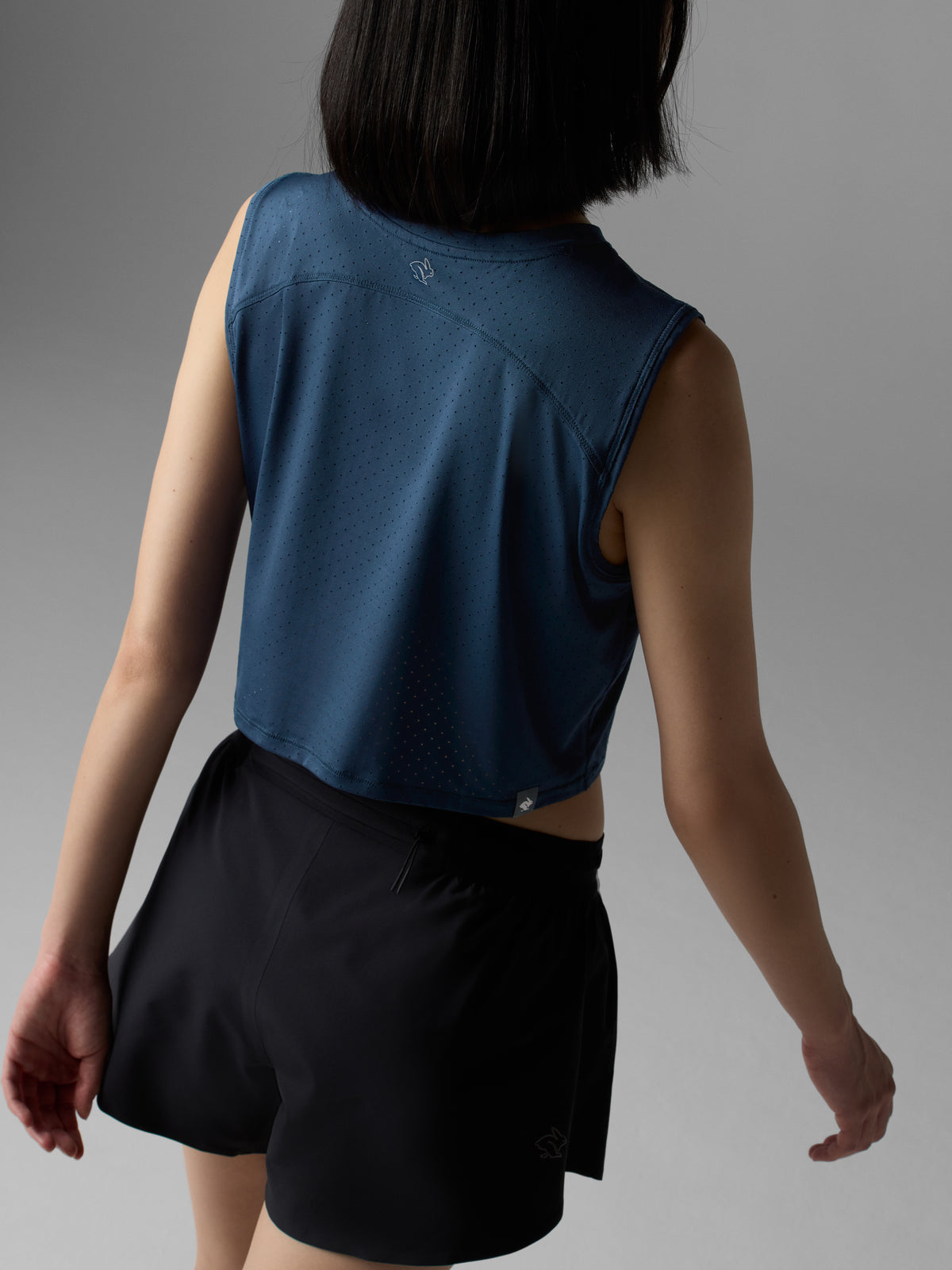 Ice Perf Tank Cropped, image 11 of 15