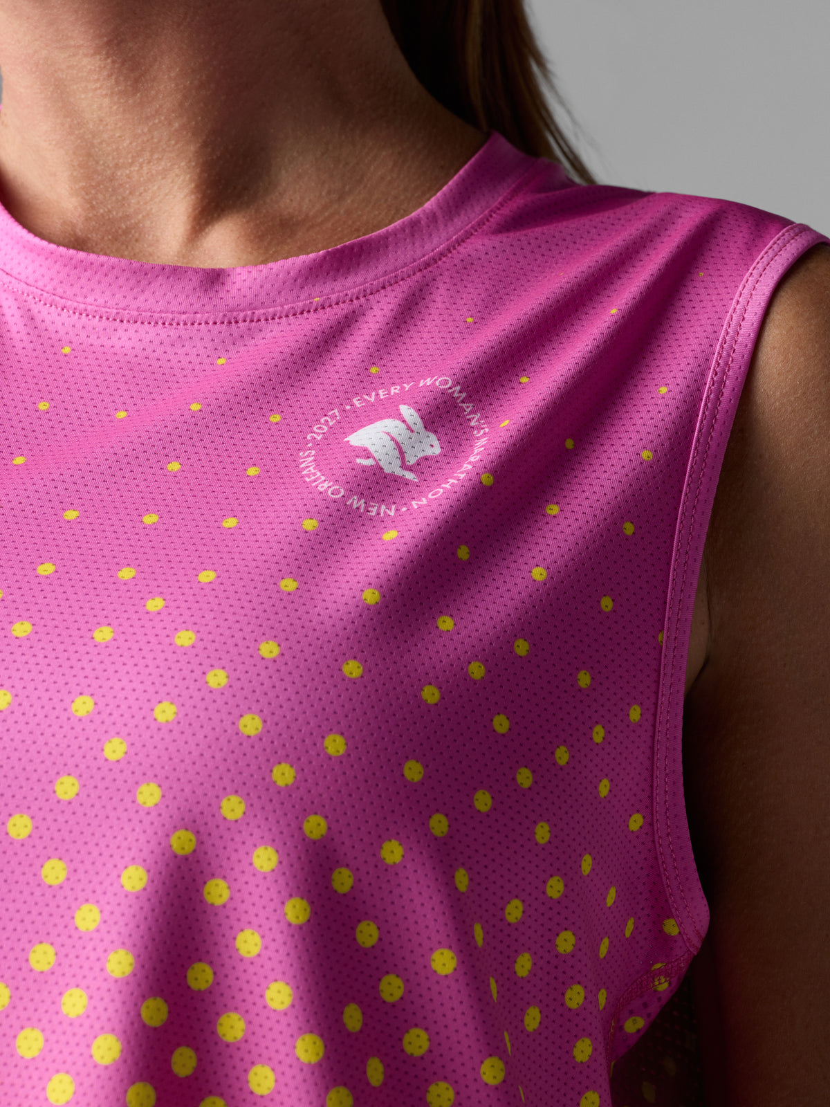 Tempo Muscle Tank Cropped | EWM Training, image 6 of 7
