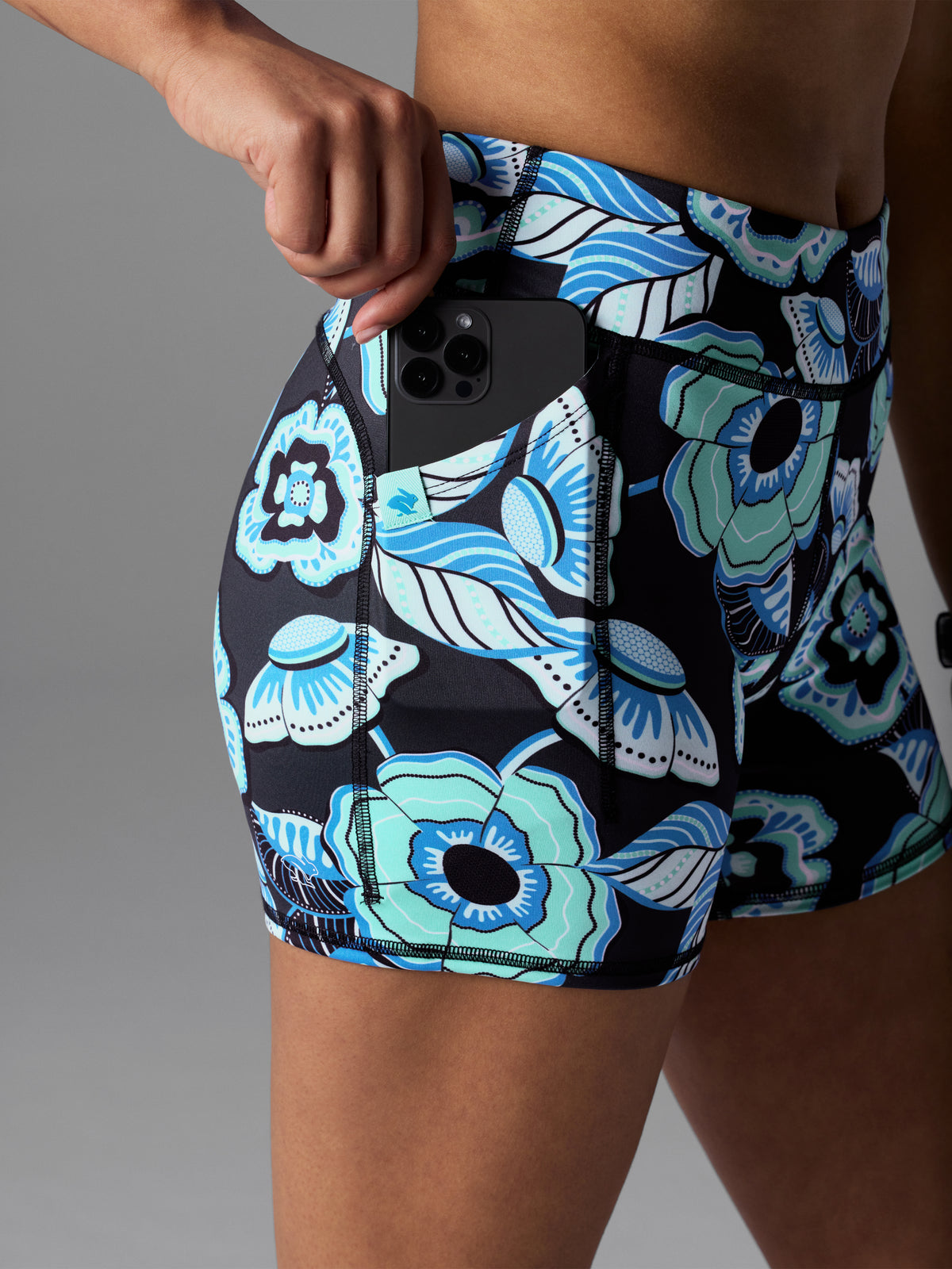 #Color_Opal-Floral