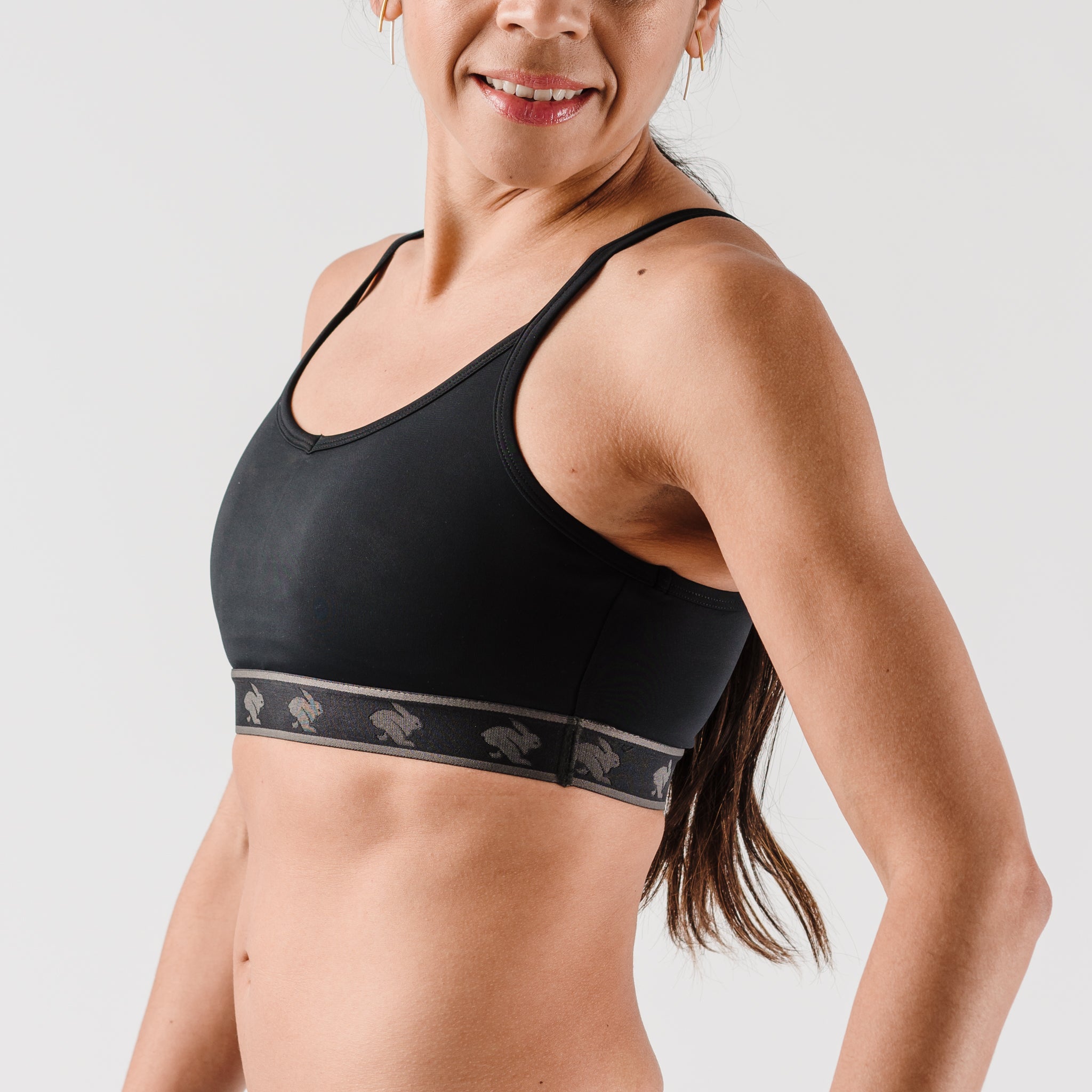RUNNING BARE SCOOP IT UP SPORTS BRA DOVE BLACK – Lizzy's This n That